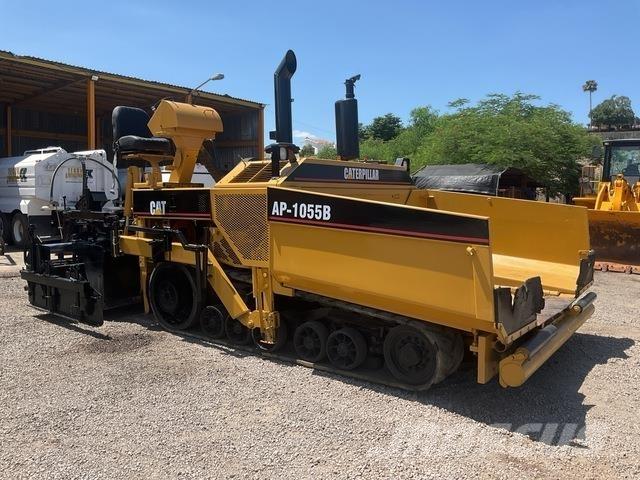 CAT AP-1055B Asfalttikoneet