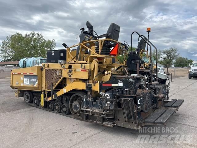 CAT AP1055D Asfalttikoneet
