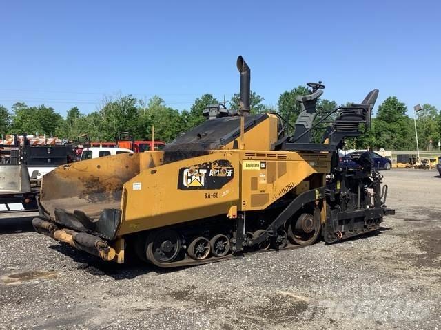 CAT AP1055F Asfalttikoneet
