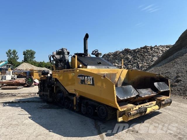 CAT AP1055F Asfalttikoneet