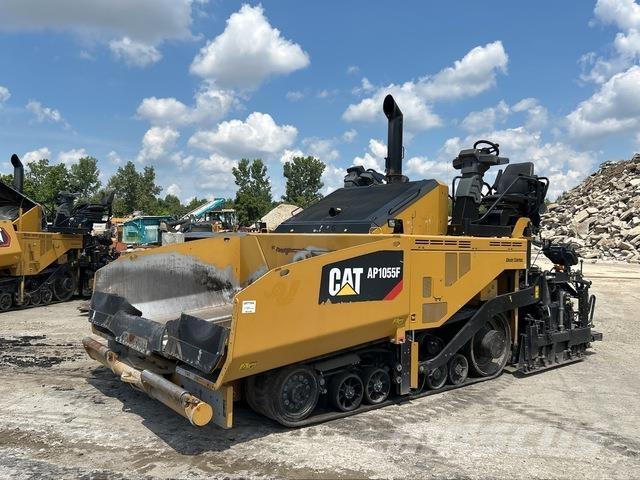 CAT AP1055F Asfalttikoneet