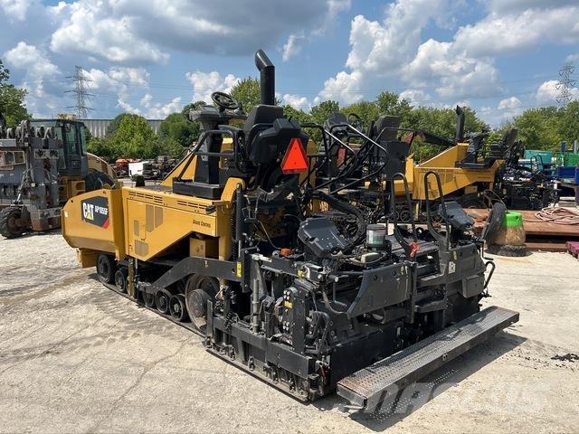 CAT AP1055F Asfalttikoneet