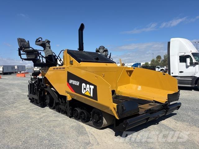 CAT AP1055F Asfalttikoneet