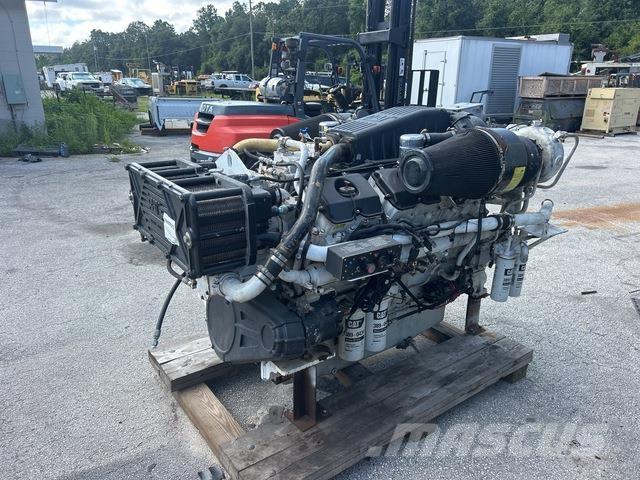 CAT C32 Merimoottorit