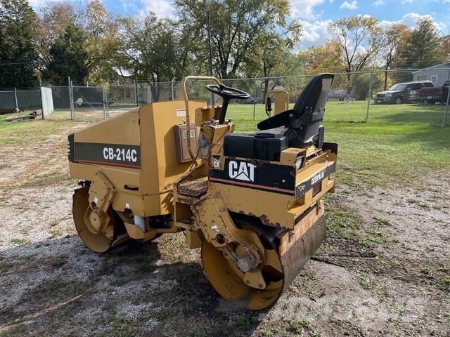 CAT CB-214C Tandemjyrät