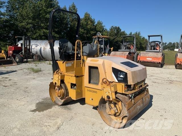 CAT CB24 Tandemjyrät