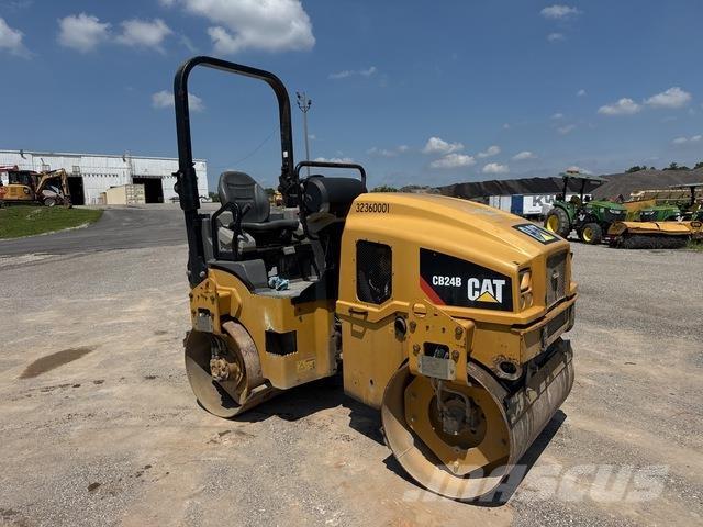 CAT CB24B Tandemjyrät