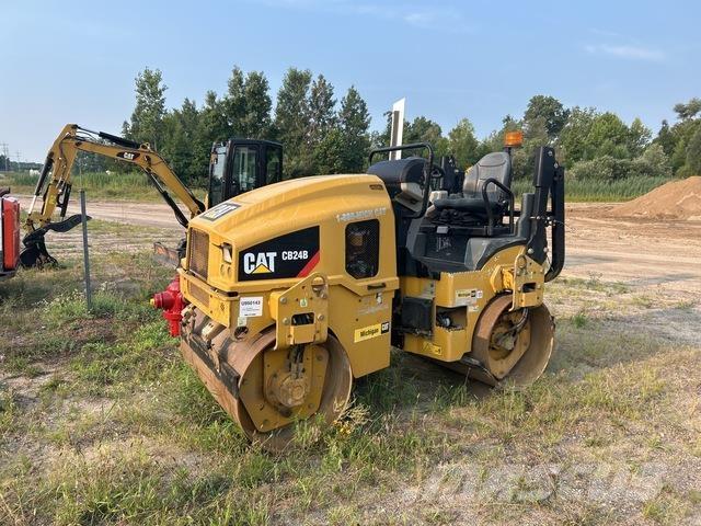 CAT CB24B Tandemjyrät