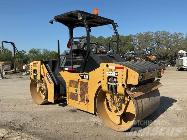 CAT CB44B Tandemjyrät
