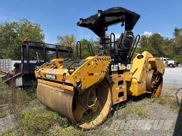 CAT CB54 XW Tandemjyrät