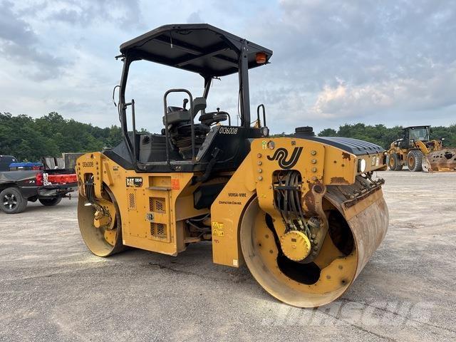 CAT CB54B Tandemjyrät