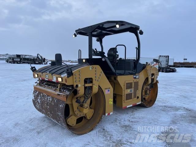 CAT CB64B Tandemjyrät