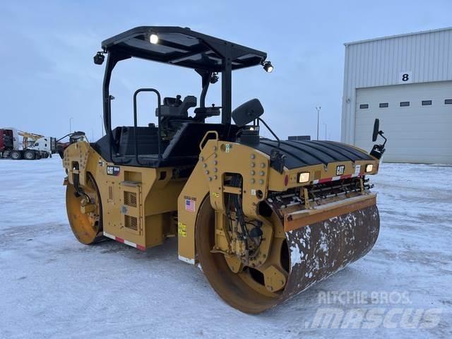 CAT CB64B Tandemjyrät