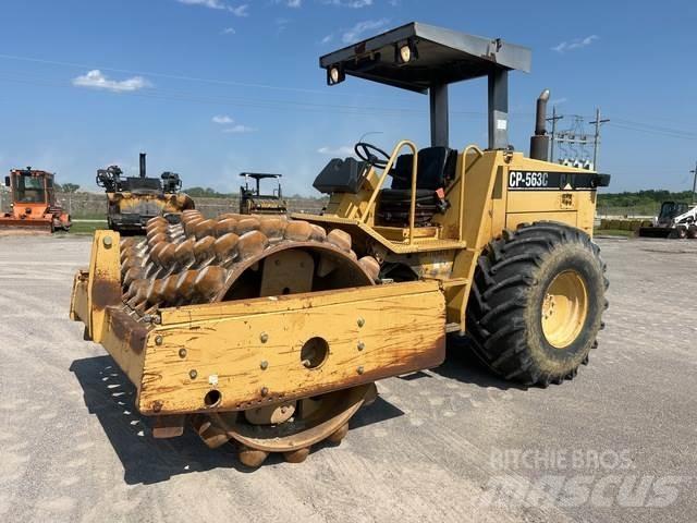 CAT CP-563C Yksivalssijyrät