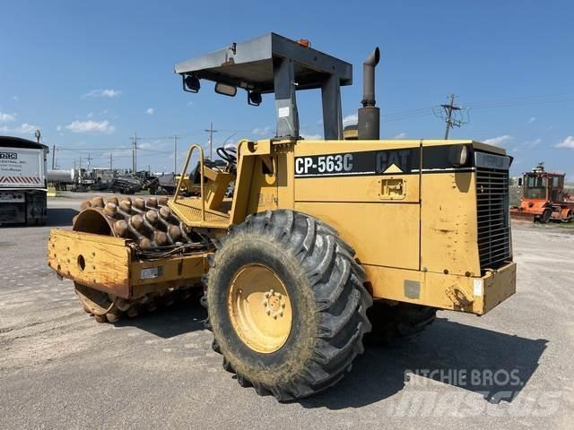 CAT CP-563C Yksivalssijyrät