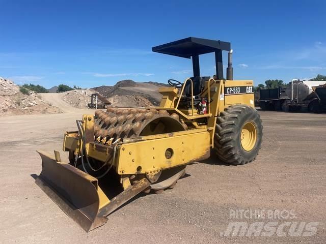 CAT CP563 Yksivalssijyrät