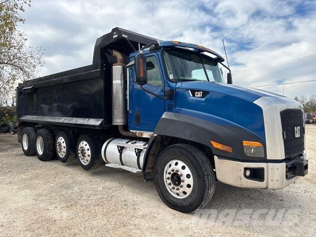 CAT CT660 Sora- ja kippiautot