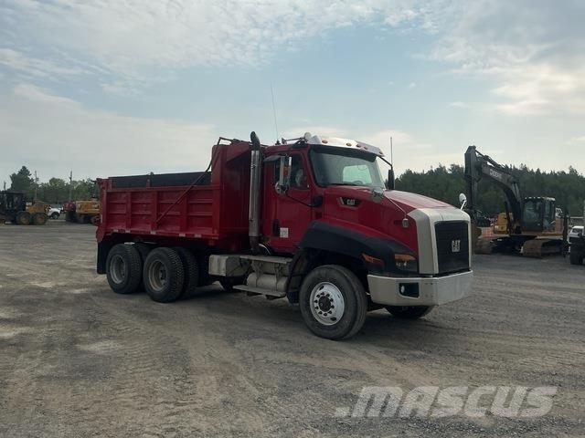 CAT CT660S Sora- ja kippiautot