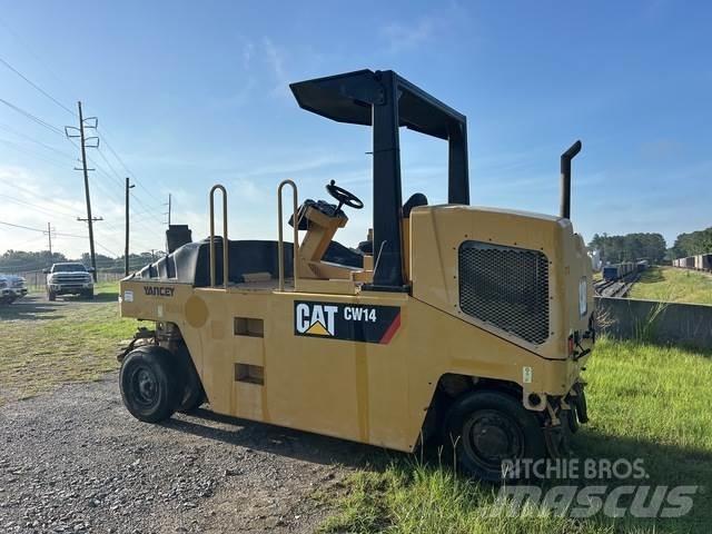 CAT CW14 Kumipyöräjyrät