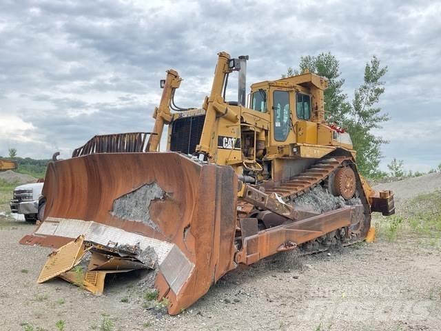 CAT D10N Telaketjupuskutraktorit