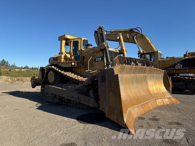 CAT D10N Telaketjupuskutraktorit