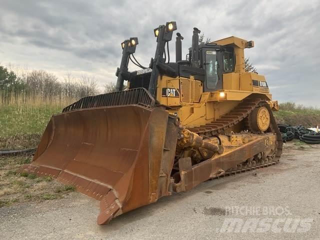 CAT D10R Telaketjupuskutraktorit