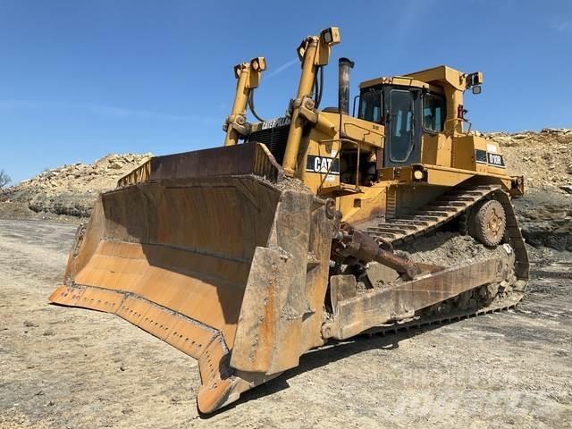 CAT D10R Telaketjupuskutraktorit