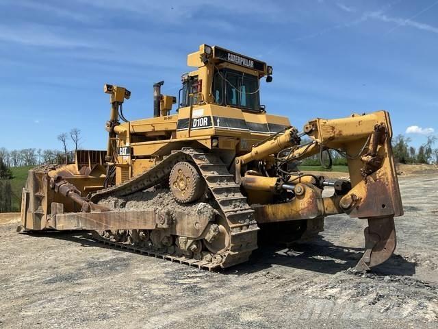 CAT D10R Telaketjupuskutraktorit