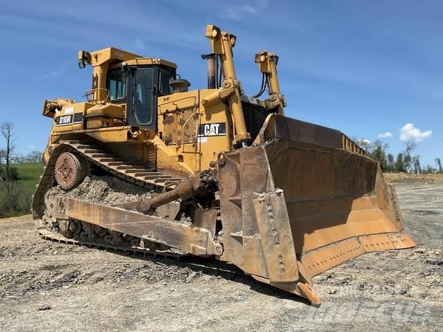 CAT D10R Telaketjupuskutraktorit