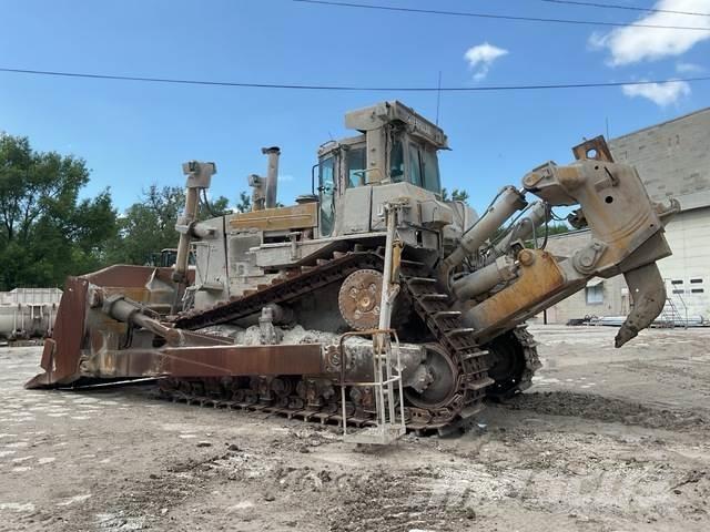 CAT D10R Telaketjupuskutraktorit