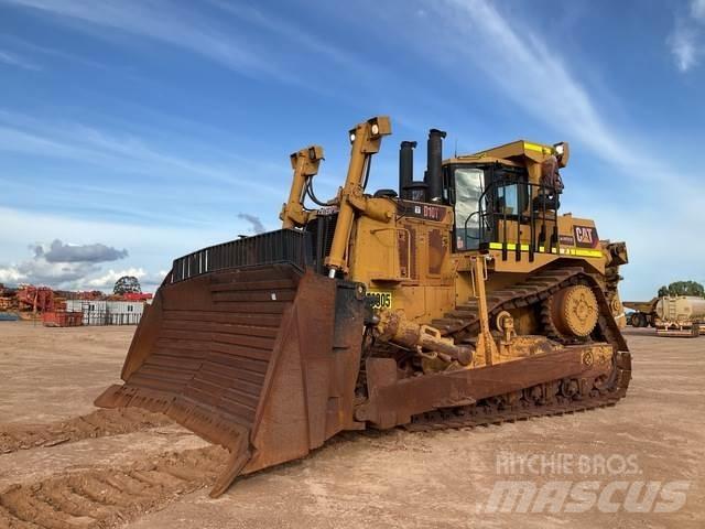 CAT D10T Telaketjupuskutraktorit