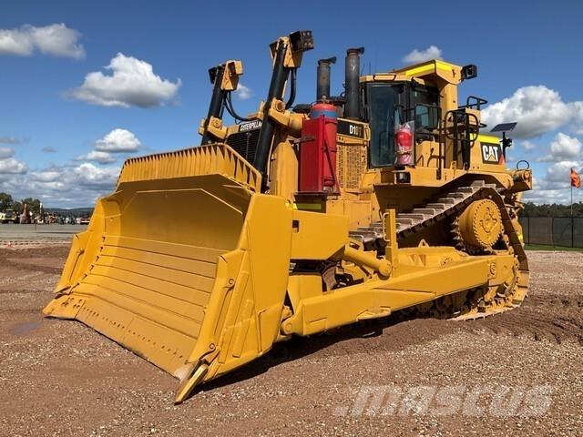 CAT D10T Telaketjupuskutraktorit