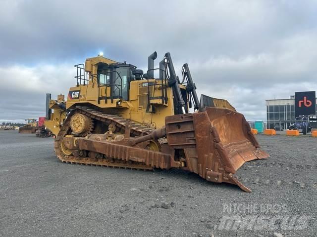 CAT D10T2 Telaketjupuskutraktorit