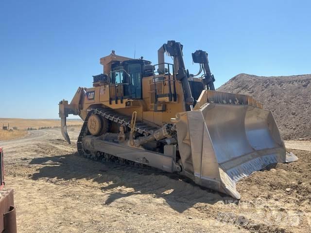 CAT D10T2 Telaketjupuskutraktorit