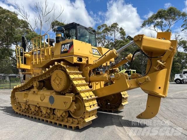 CAT D10T2 Telaketjupuskutraktorit