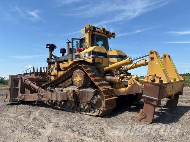 CAT D11R Telaketjupuskutraktorit