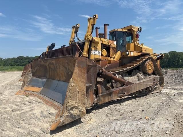 CAT D11R Telaketjupuskutraktorit