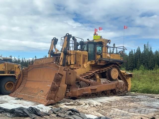 CAT D11T Telaketjupuskutraktorit