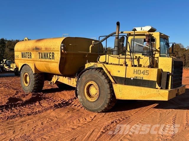 CAT D25D Vesisäiliöautot