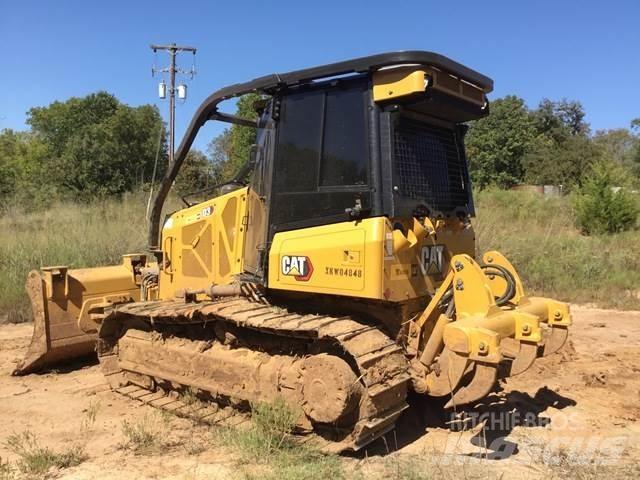CAT D3 Telaketjupuskutraktorit