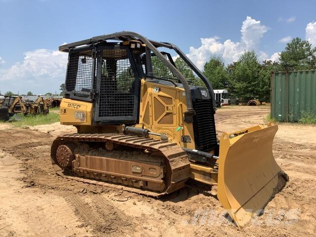 CAT D3 Telaketjupuskutraktorit