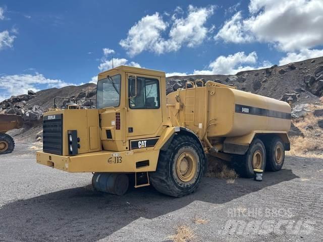 CAT D400D Vesisäiliöautot