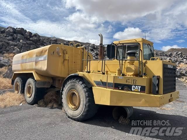 CAT D400D Vesisäiliöautot