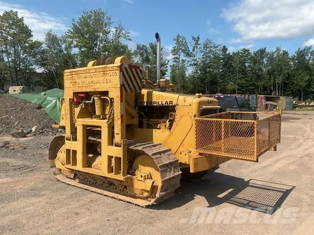 CAT D4E 20 Putkenlaskijat