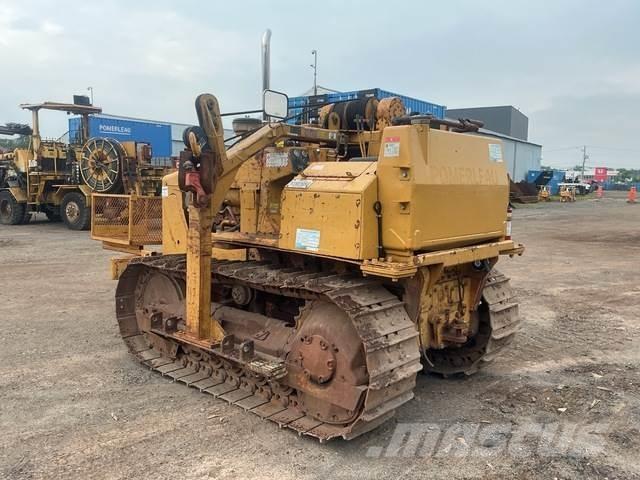CAT D4E 20 Putkenlaskijat