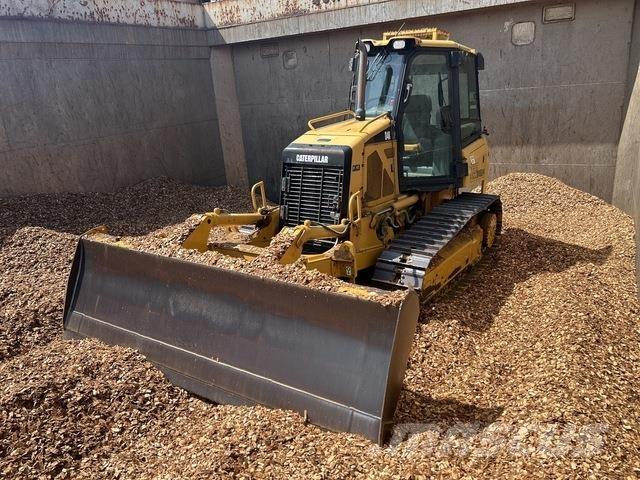 CAT D4K LGP Telaketjupuskutraktorit