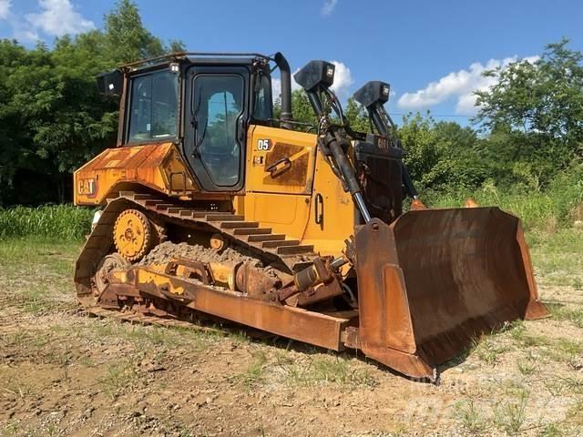CAT D5 Telaketjupuskutraktorit
