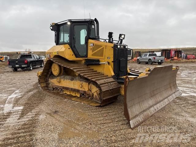 CAT D5 LGP Telaketjupuskutraktorit