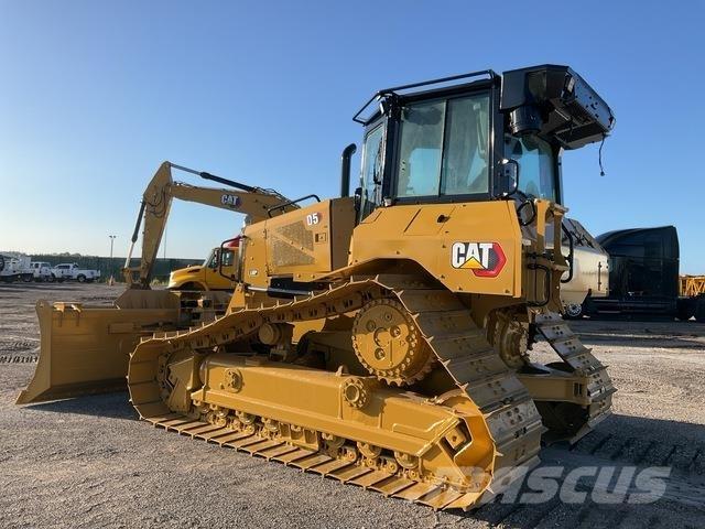 CAT D5 LGP Telaketjupuskutraktorit
