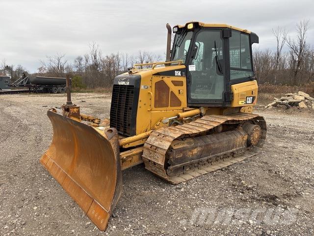 CAT D5K XL Telaketjupuskutraktorit